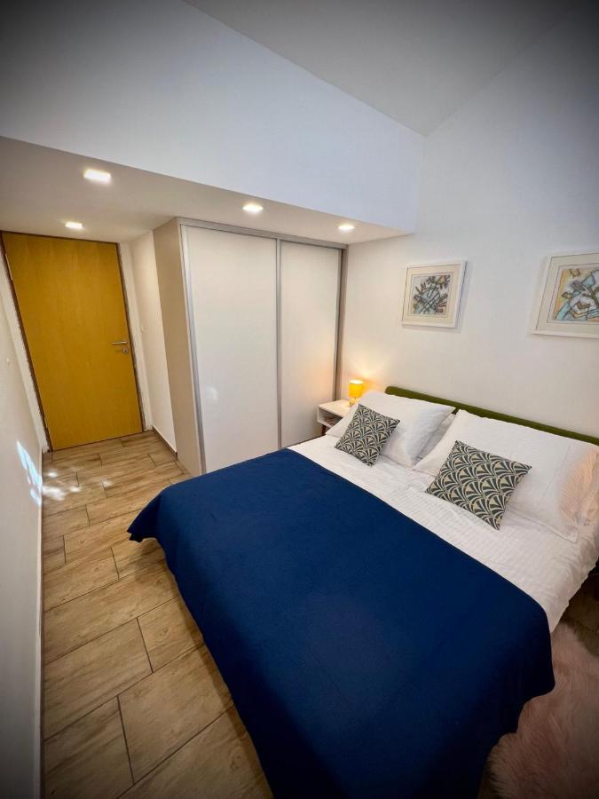 Apartman Cvjetni Njivice Εξωτερικό φωτογραφία