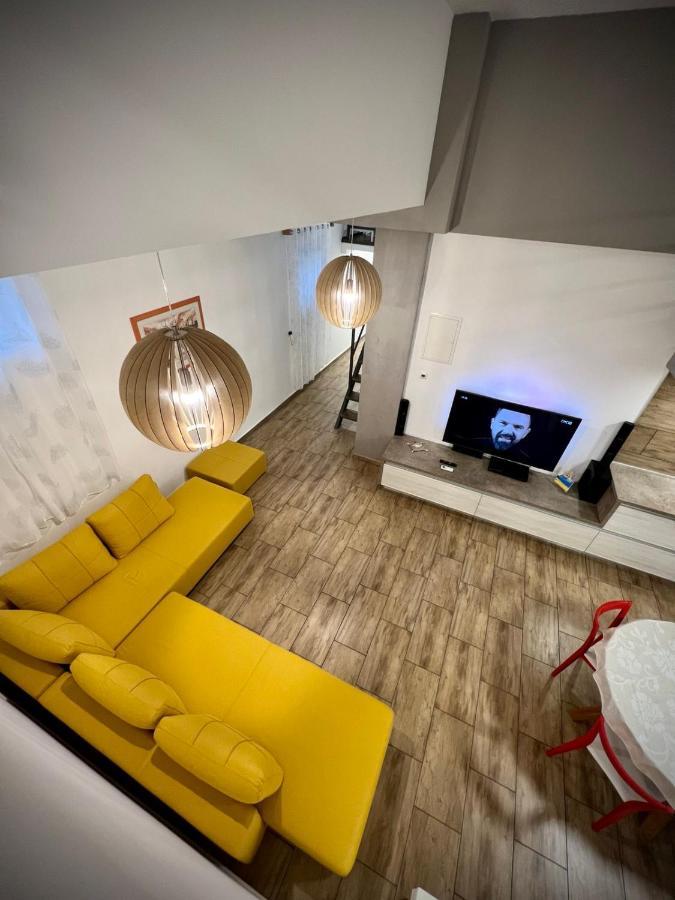 Apartman Cvjetni Njivice Εξωτερικό φωτογραφία